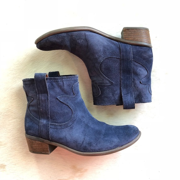 blue cowboy booties